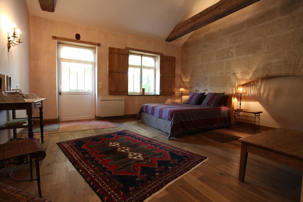 לינה וארוחת בוקר Tigné Chateau Du Beugnon חדר תמונה