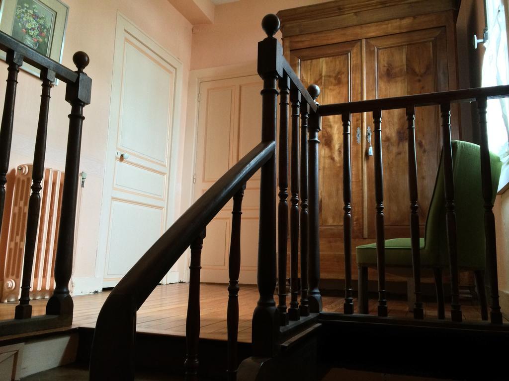 לינה וארוחת בוקר Tigné Chateau Du Beugnon מראה חיצוני תמונה
